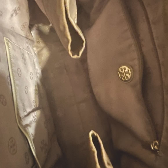 Tory Burch tote in grey🩶 (gift 🎁 included) - Picture 4 of 7